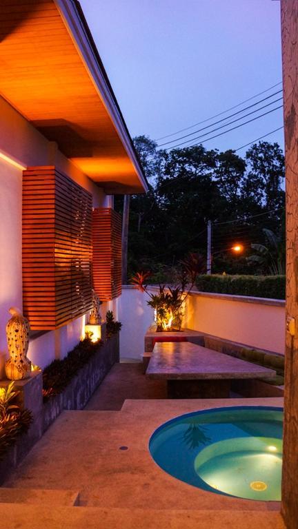 ในหาน บีช วิลล่า Nai Harn ภายนอก รูปภาพ
